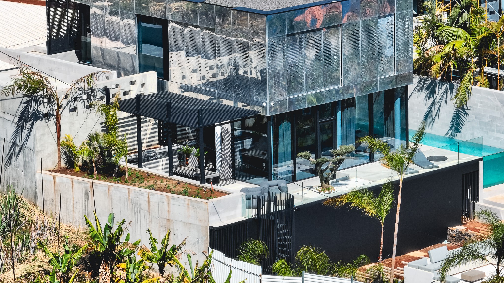 Sea-view villa with swimming pool in Ponta do Sol, Madeira